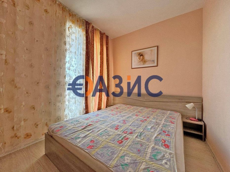 Продава се Двустаен апартамент в к.к. Слънчев бряг - 54 кв.м за 1038 €/кв.м - Снимка #5