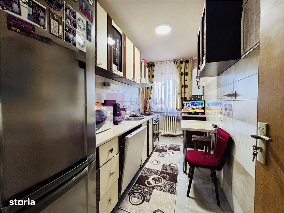 Apartament 2 camere de vanzare | Vasile Aaron | decomandat | pivnita |