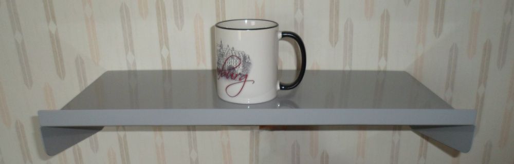 Метална етажерка