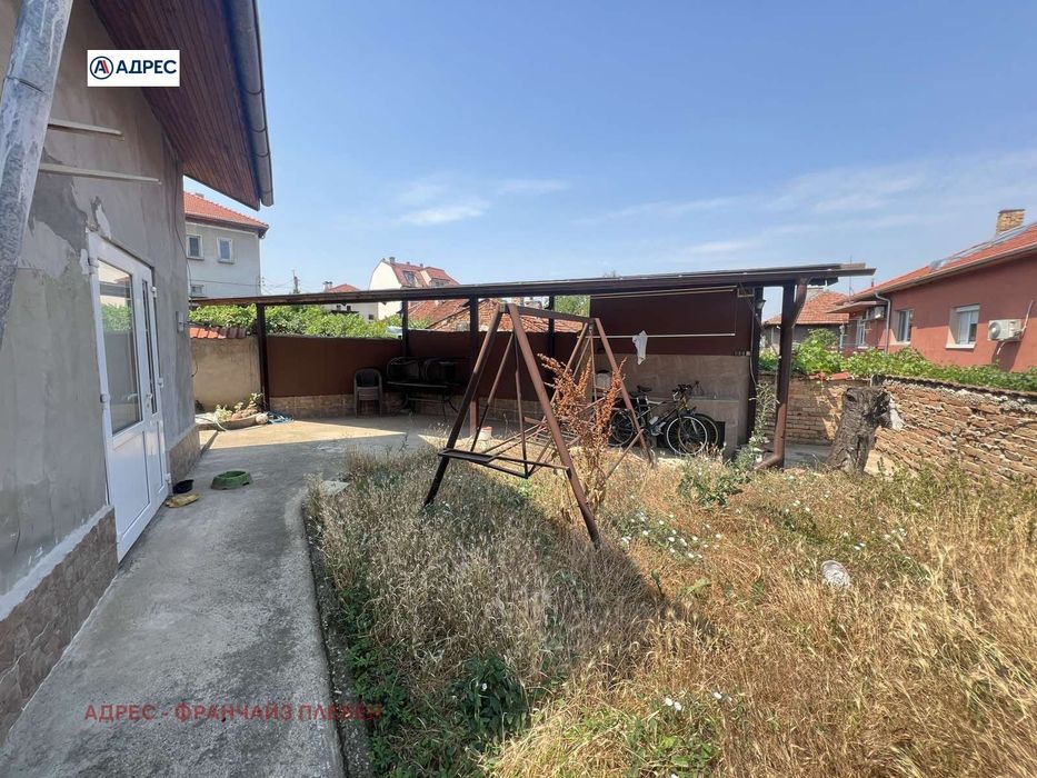 Продава се Етаж от къща в Плевен, Широк център - 115 кв.м за 1374 €/кв.м - Снимка #10