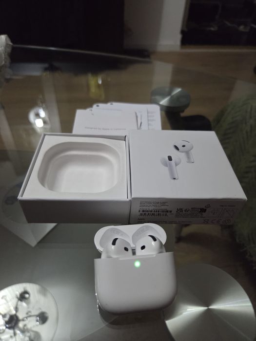 Casti Apple Airpods 4