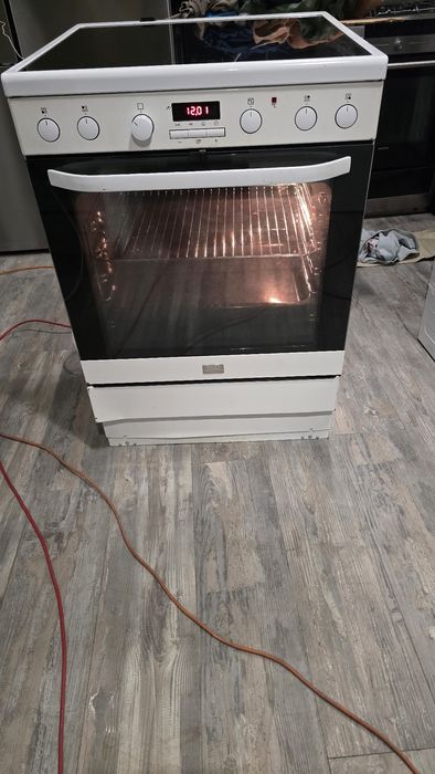 Печка Voss Electrolux induction