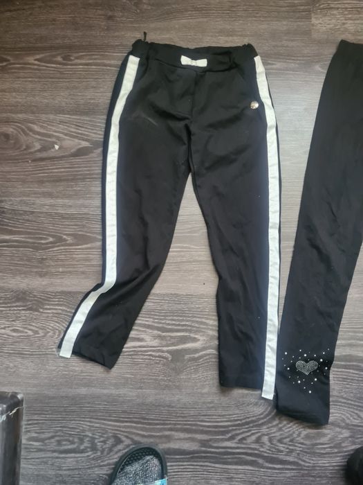 Pantaloni  fete mar 146 la 20 lei perechea Timișoara