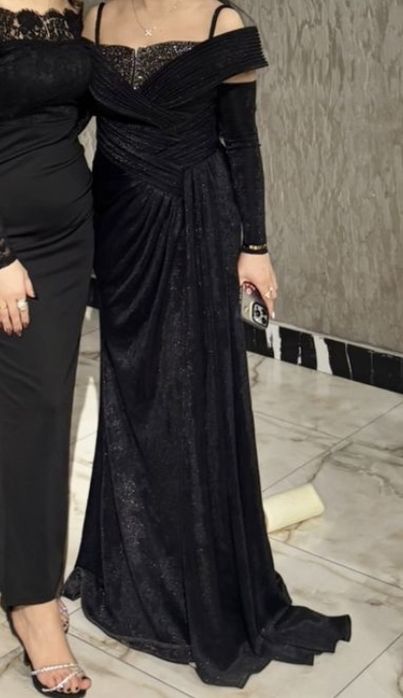 Вечерние платья