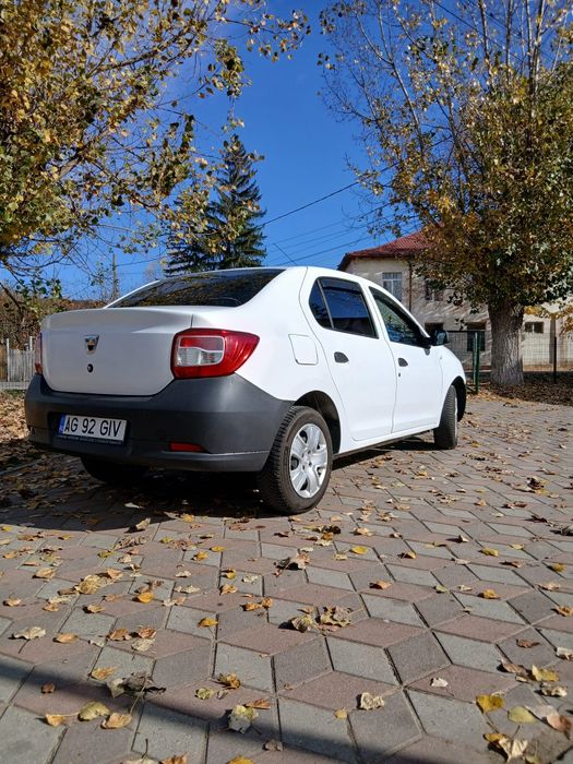 Vând logan 2016modelul standard .1.2 benzina