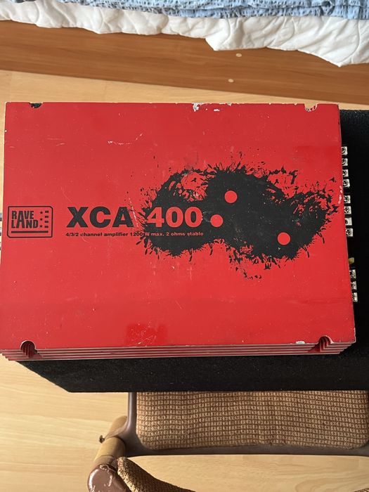 Бас каса JBL  + два усилвателя