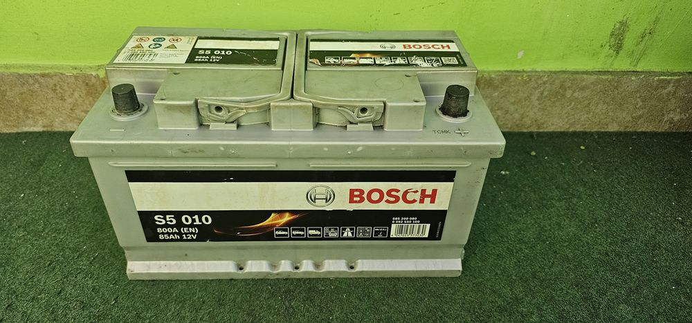 Акумулатор Bosch Silver