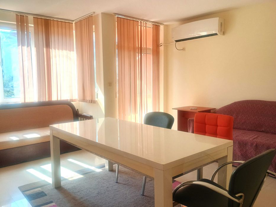 Дава се под наем Двустаен апартамент в Несебър - 65 кв.м за 407.49 € - Снимка #2