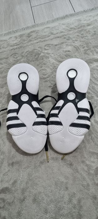 Asidasi Adidas marime 36, noi, originali