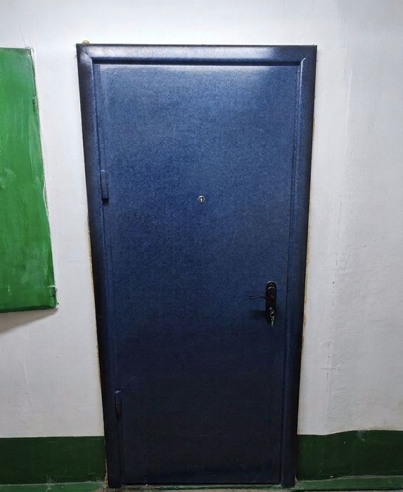 Продам 2-комнатную квартиру!