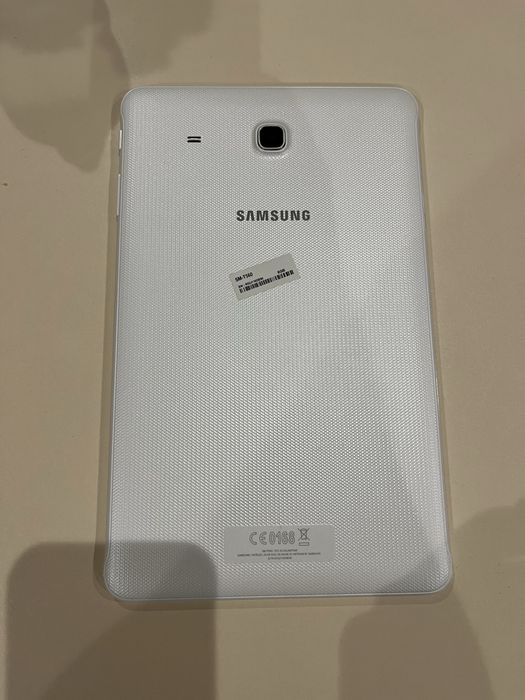 Таблет Samsung SM-T560 8GB