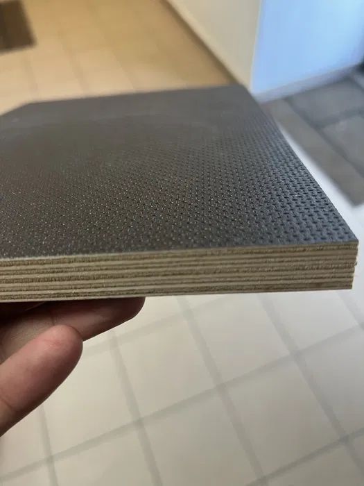 Placaj tego antiderapant caroserii , remorci si alte utilizari