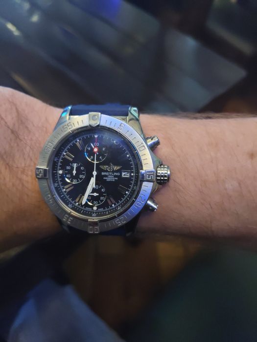 Продам свои часы Breitling кварцевые .