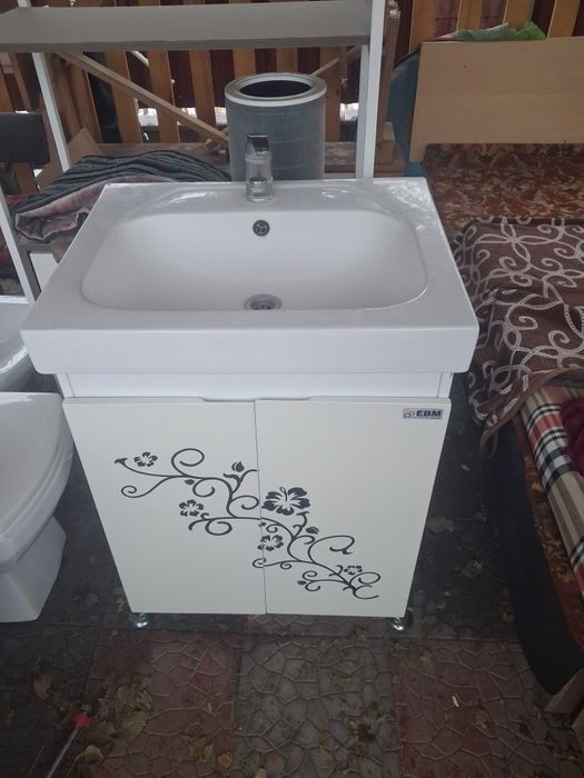 Продается  тумба.