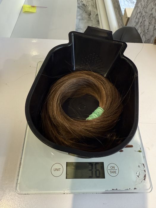 Продам натуральные волосы  60 см