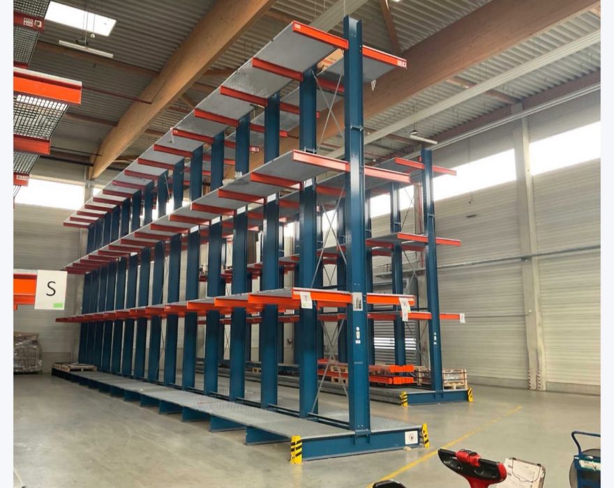 Rafturi metalice industriale