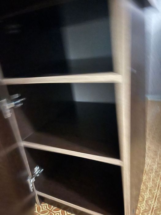 Маникюрный столик