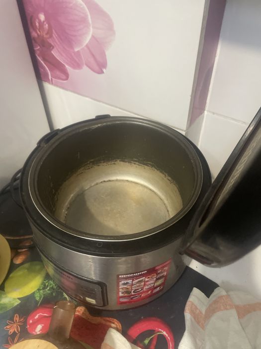 Мультиварка рабочий