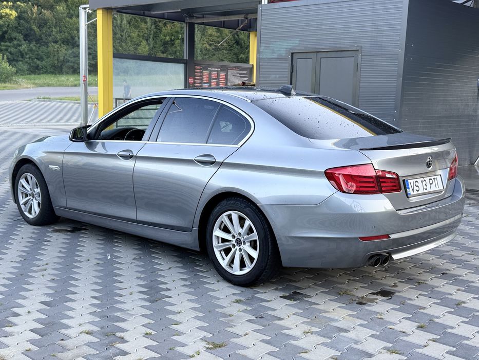 BMW 5 Series 2011 — imagine 5