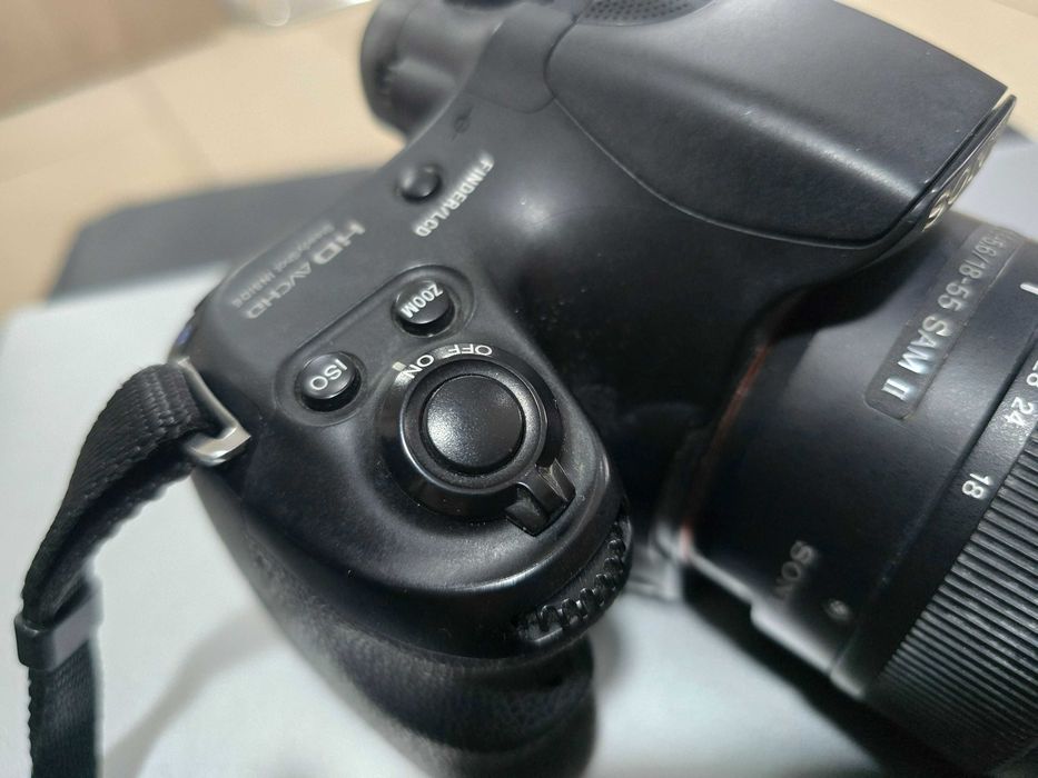 Фотоапарат Sony A58 + обектив Sony DT 18–55mm F3.5–5.6 SAM II