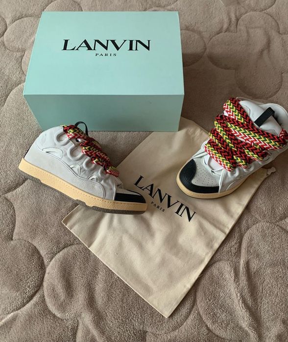 Lanvin Paris “Curb Low-Top” ~ crem