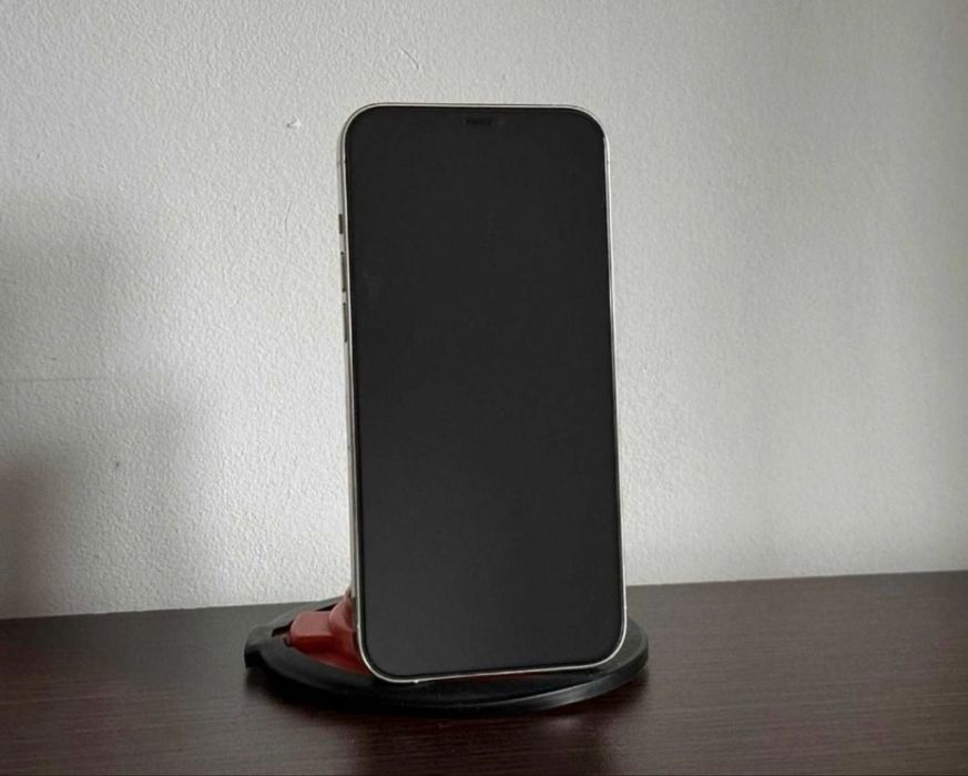 Iphone 12 Pro Max; Silver: 256 GB; Impecabil