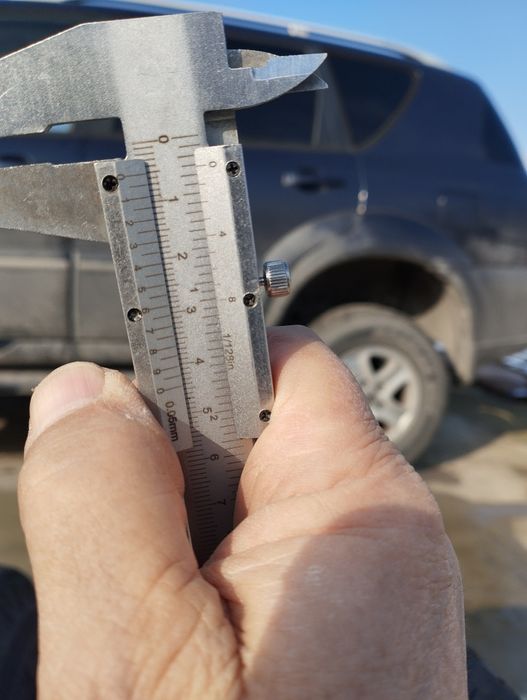 Гуми  все сезонни 235/65/17