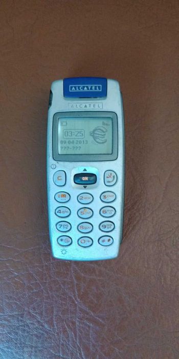 Vand Alcatel OT 512 in stare foarte buna- ca NOU