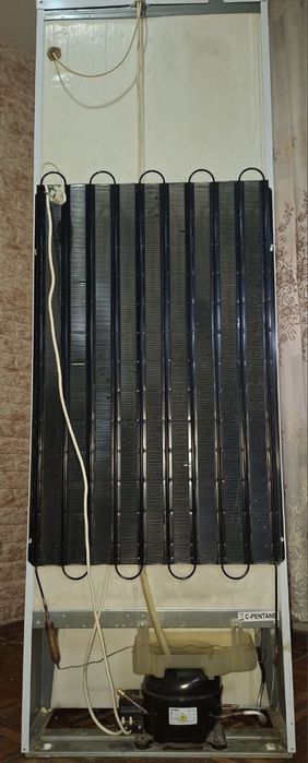 Продается холодильник Indesit