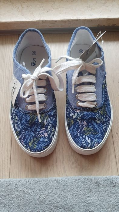 WAIKIKI tenisi sneakers dama marime 37 bleu denim NOI pânză Curier OLX