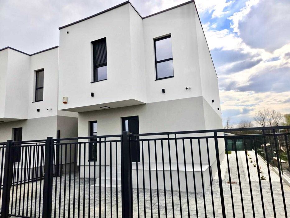 Duplex P+1E Covaci langa Timisoara separat prin camera tehnica