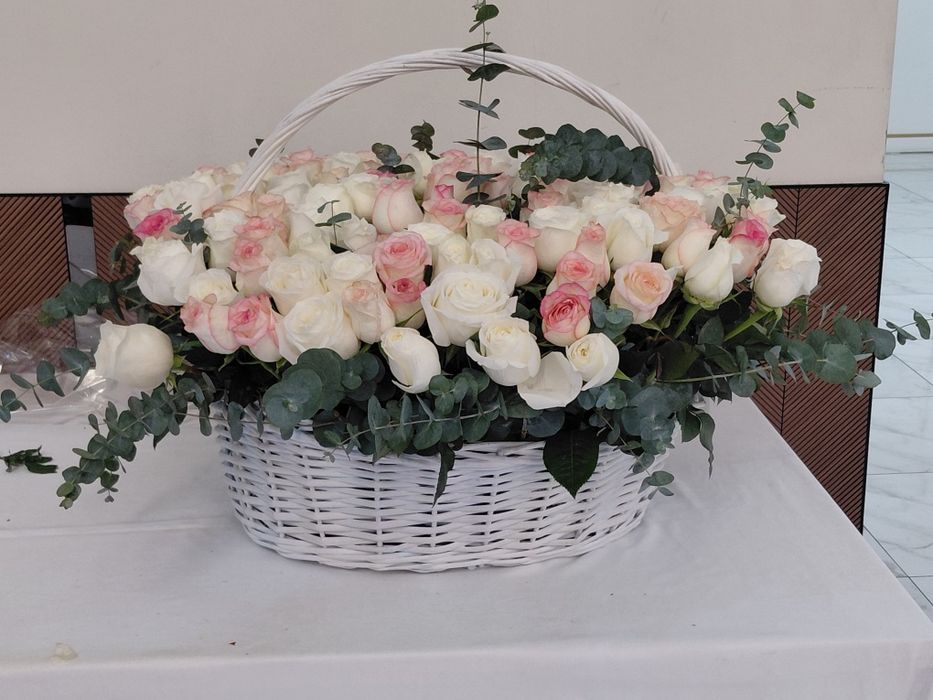 Цветы, Букеты 151 шт розы