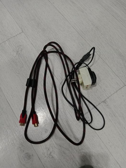 PS4 с 32 играми в идеальном состоянии