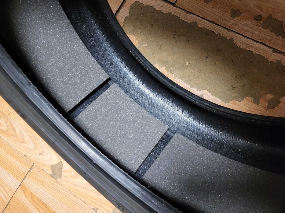 275/45/21 Pirelli / джип