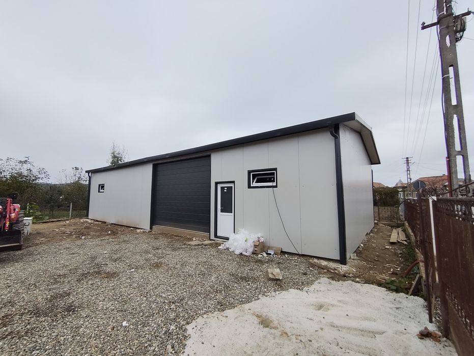 Vand garaj metalic 6 x 6m din panouri sandwich