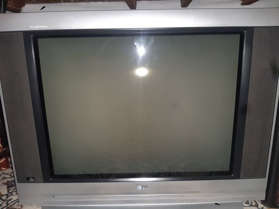 Lg Televizor yaxshi xolatta