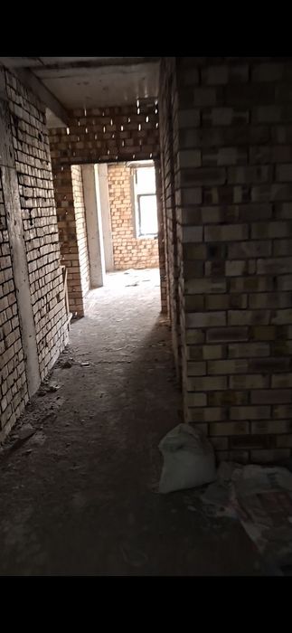 Квартира  сотилади