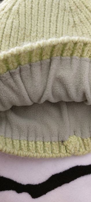 Женская зимняя шапка