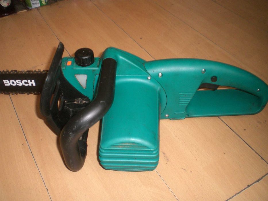 BOSCH ел резачка за дърва мадеин германия