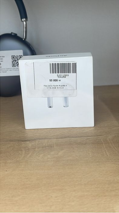 Наушники AirPods 4
