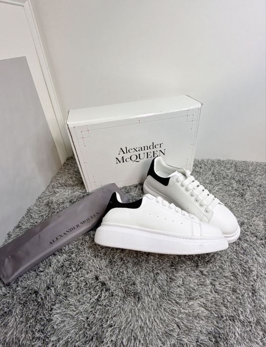 Adidasi Alexander Mcqueen