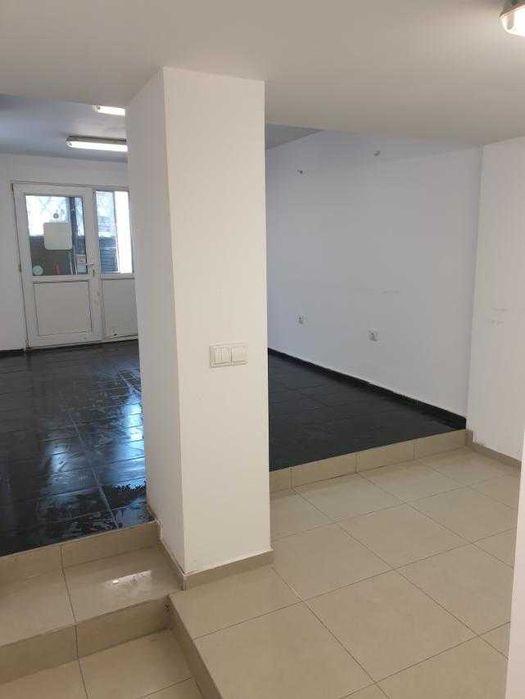 Продава се Етаж от къща в Варна, Колхозен пазар - 47 кв.м за 1054 €/кв.м - Снимка #1