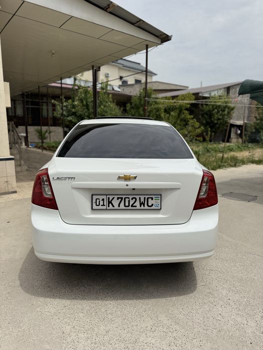 Lasetti 1.6 2013 kraska toza 175 yurgan halol gaz bor