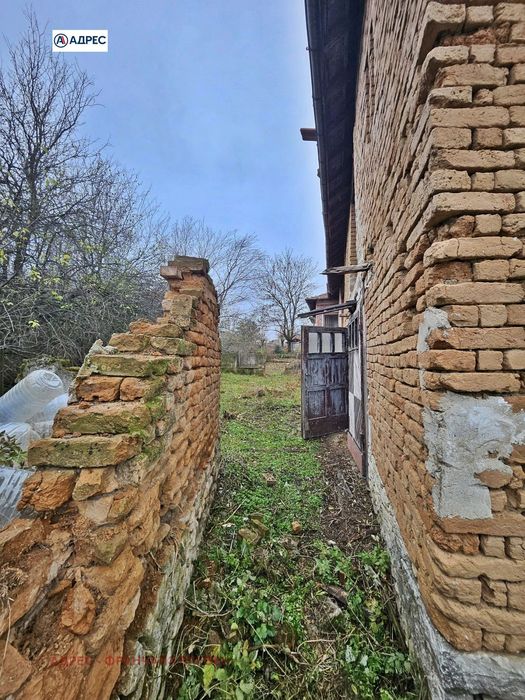 Продава се Къща в с. Тученица, Област Плевен - 74 кв.м за 200 €/кв.м - Снимка #2