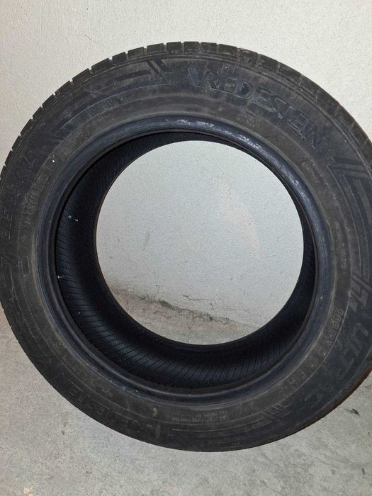 4 броя летни автомобилни гуми 205/55 R16 VREDESTEIN