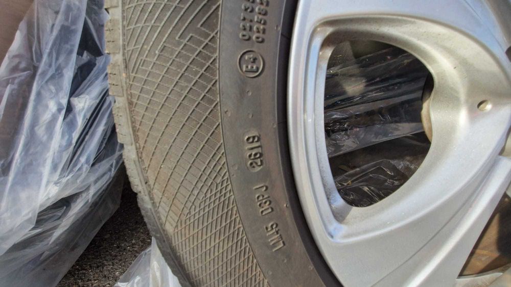 Гуми 235/60/18 Continental WinterContact джанти Mercedes GLC/E class