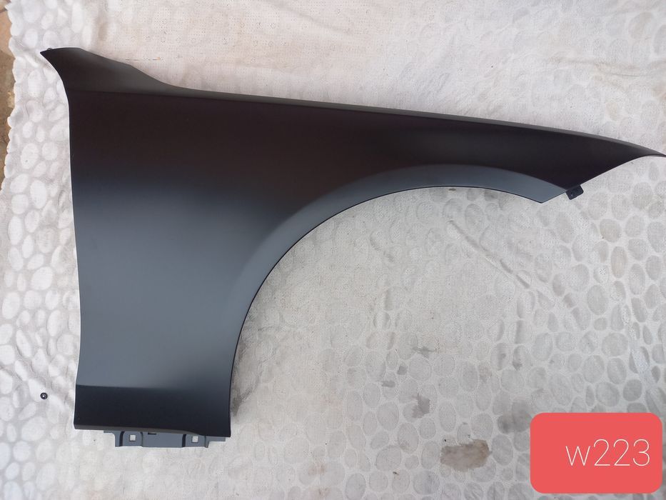 Нов десен калник за Мерцедес w223/ Mercedes w223