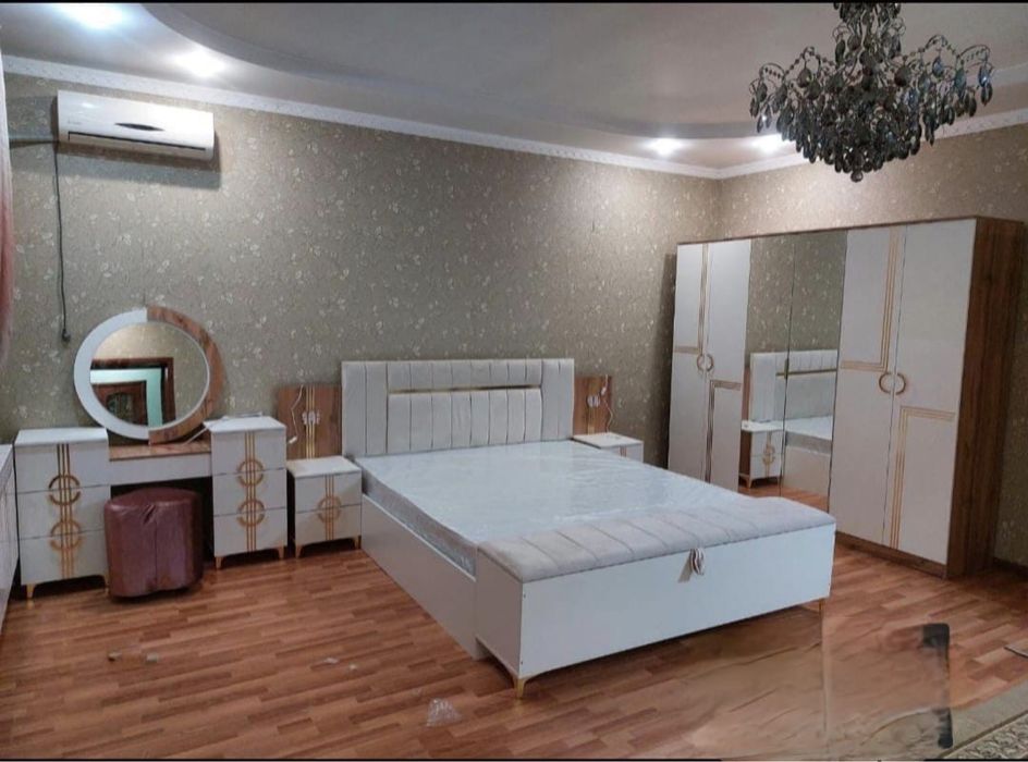 Спальный гарнитур сатылады