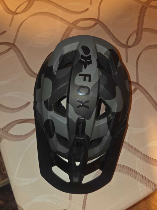 Каска Fox Speedframe Camo Mips (Модел Декември 2024) – Като нова!