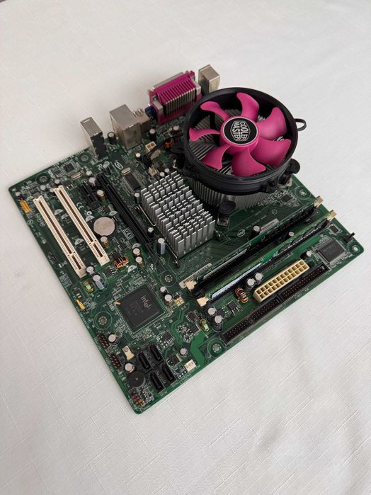 Kit Intel desktop+ CPU Intel Celeron 347 DDR2 1GB Cooler Master LGA775